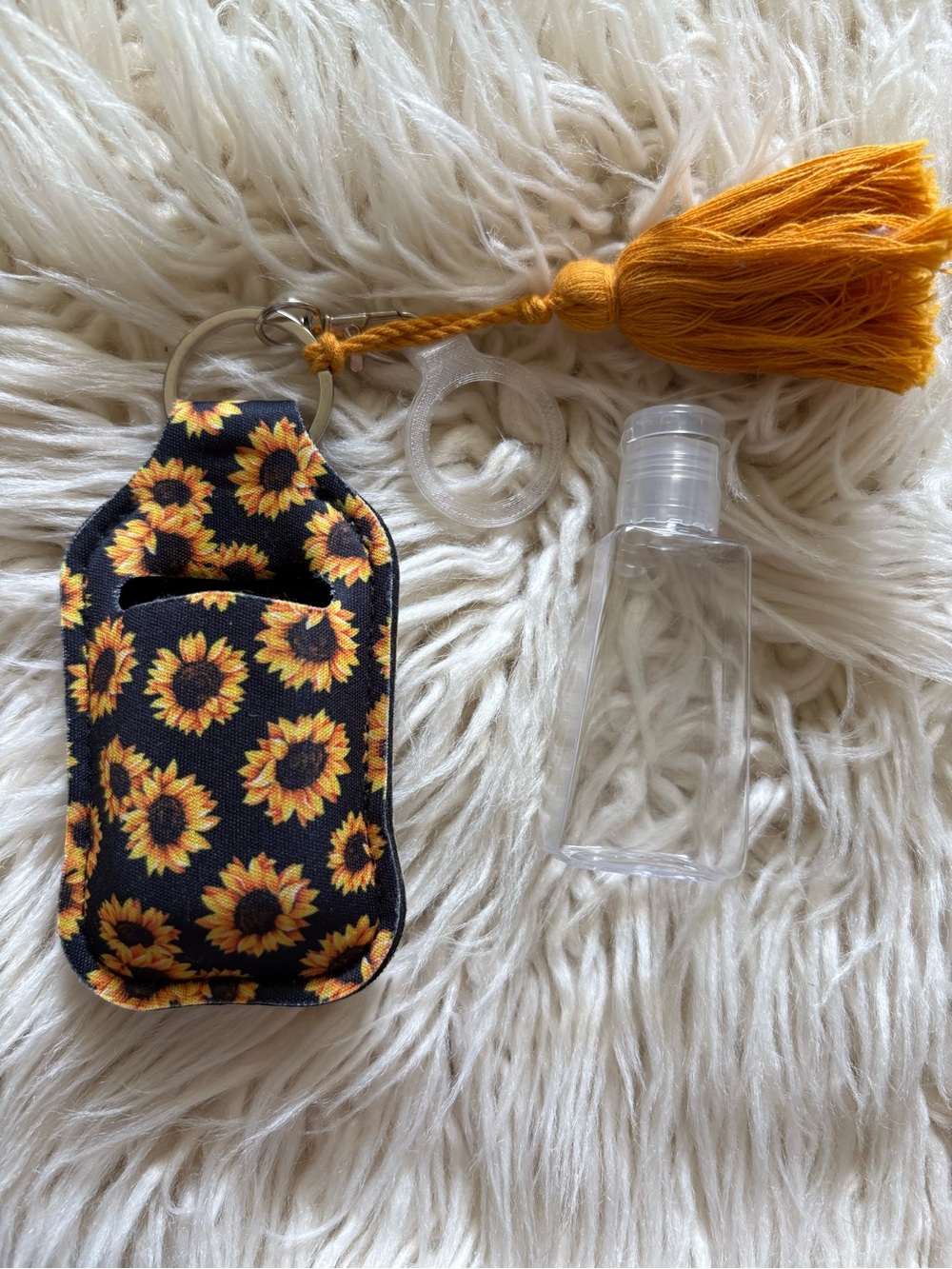 Buildabagg Sunflower Hand Sanitizer Case Tassel Bag Charm Keychain for Tote Keys